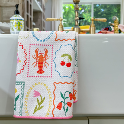 Reversible Waffle Knit Dish Towel "Summer Market" 