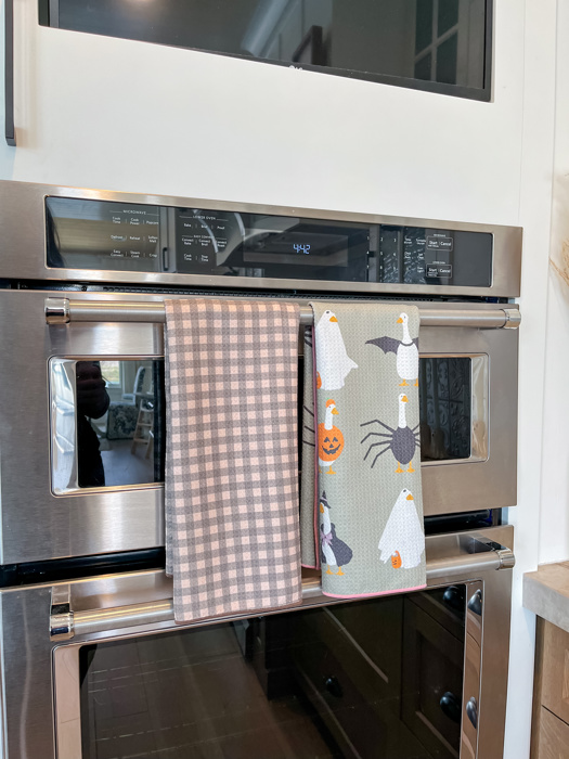 Reversible Waffle Knit Towel "Porch Party"