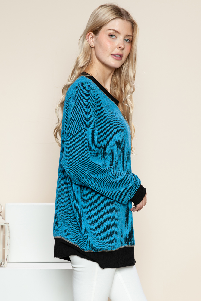 OVERSIZED TWO COLOR WAVE RIB SWEATSHIRT