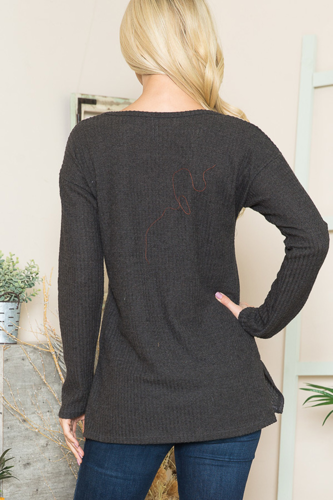 BASIC KNIT V-NECK LONG SLEEVE TOP