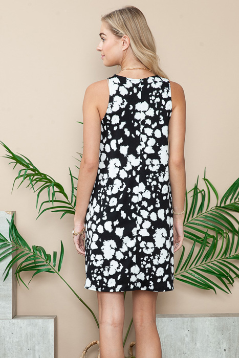 CASUAL CREW NECK SLEEVELESS DRESS WITH POCKETS