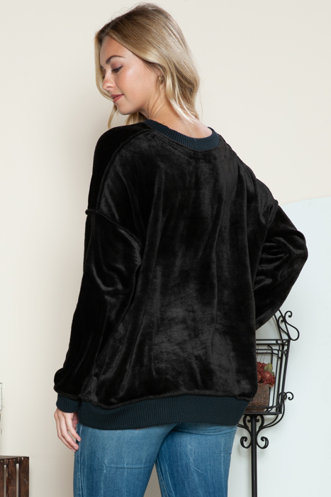 OVERSIZED PLUSH SWEATSHIRT