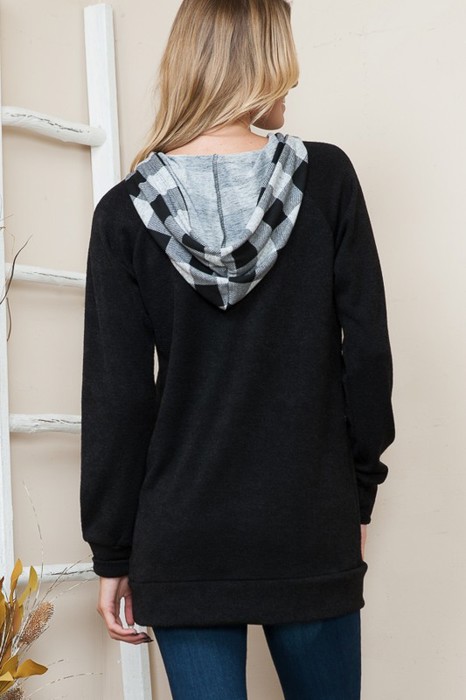 SOLID TUNIC TOP WITH TIE-DYE AND CAMO CONTRAST SLEEVES 95%RAYON 5%SPANDEX MADE IN USA