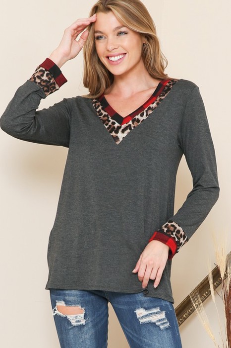 V-NECK TUNIC WITH LEOPARD PLAID CONTRAST DETAIL