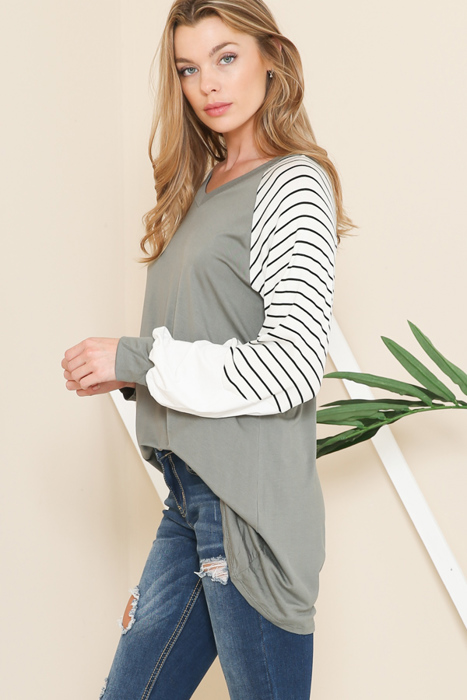 V-NECK BASEBALL TUNIC WITH STRIPE SLEEVES