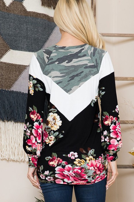 COLOR BLOCK TUNIC TOP WITH FLORAL AND CAMO DETAIL