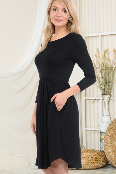 SOLID 3/4 SLEEVE DRESS WITH POCKETS