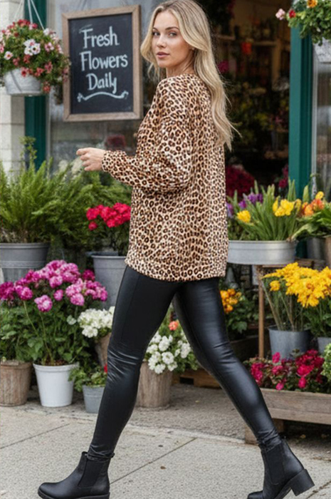 ANIMAL PRINT OVERSIZED SWEATSHIRT