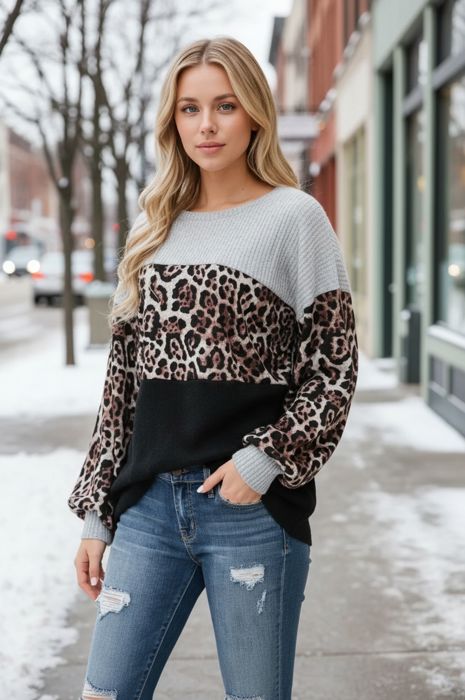 COLOR BLOCK AND ANIMAL CONTRAST TUNIC TOP