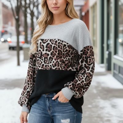COLOR BLOCK AND ANIMAL CONTRAST TUNIC TOP