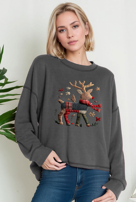Oversized Crew Neck Top with REINDEER Print