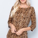  ANIMAL PRINT BOAT NECK 3/4 SLEEVE TOP