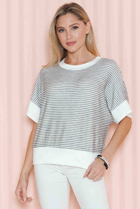 STRIPE HALF SLEEVE CROP TOP