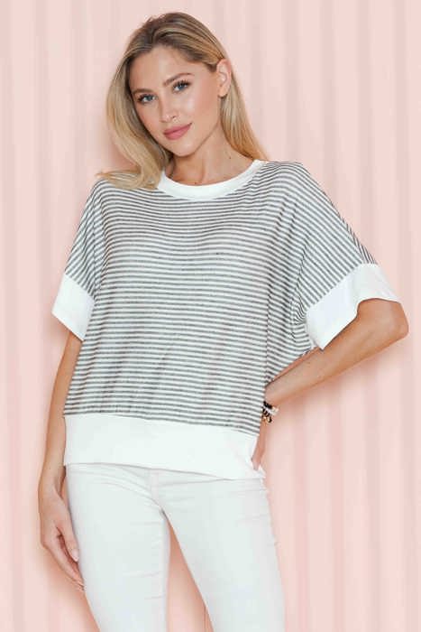 STRIPE HALF SLEEVE CROP TOP