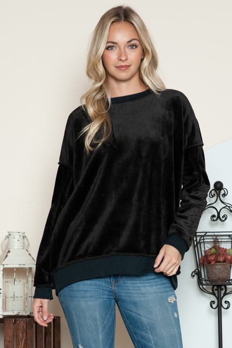 OVERSIZED PLUSH SWEATSHIRT