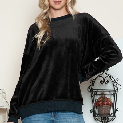 OVERSIZED PLUSH SWEATSHIRT