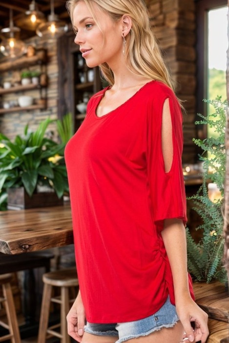 OPEN SHORT SLEEVE WITH SIDE RUCHED TUNIC