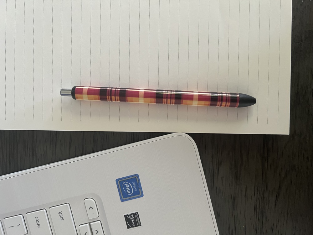 Fall Plaid Pen With 1 Refill