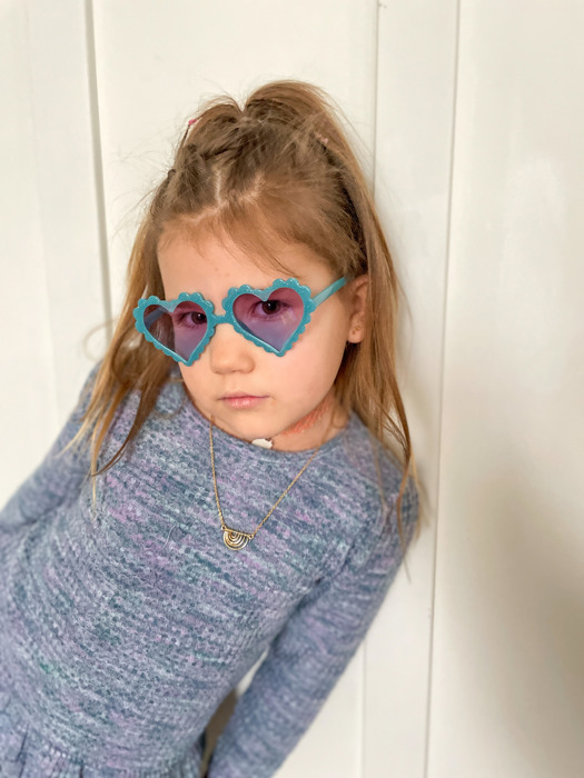 Scalloped Heart Kids Sunnies | 7 Colors