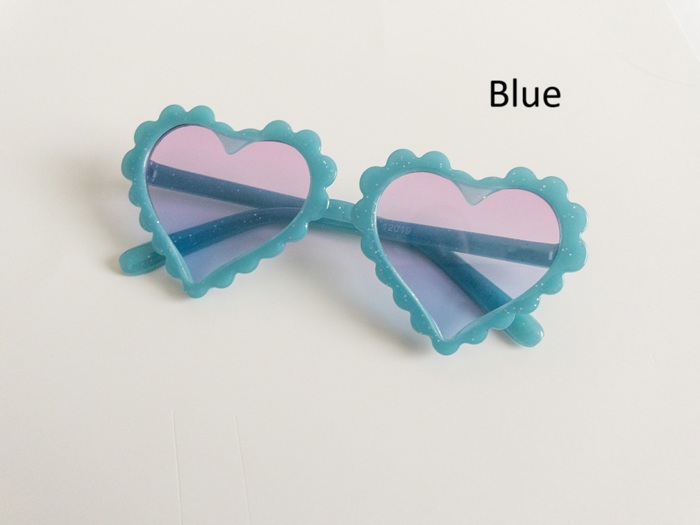 Scalloped Heart Kids Sunnies | 7 Colors