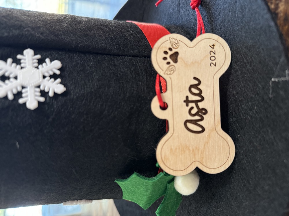 Cat or Dog Personalized Engraved Wooden Christmas Ornament 