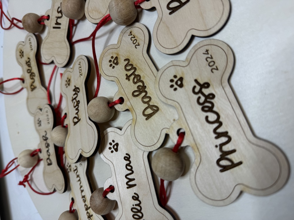 Cat or Dog Personalized Engraved Wooden Christmas Ornament 