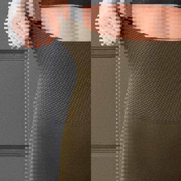 Zenana Tummy Control Capri Leggings