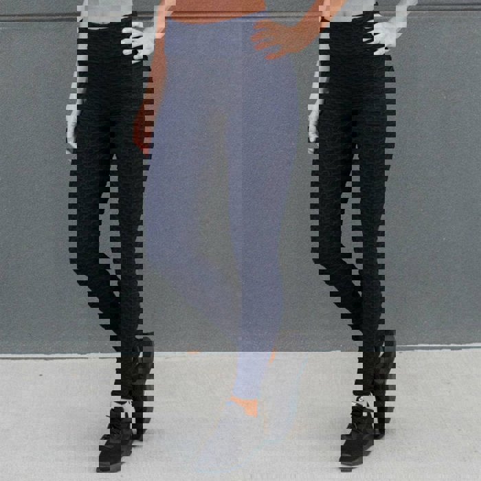 Cellulite Hiding Leggings with Cell Phone Pocket