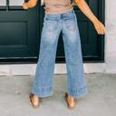 Size 1 Kancan Crop Wide-Leg Denim