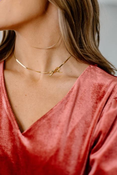Bow Necklace