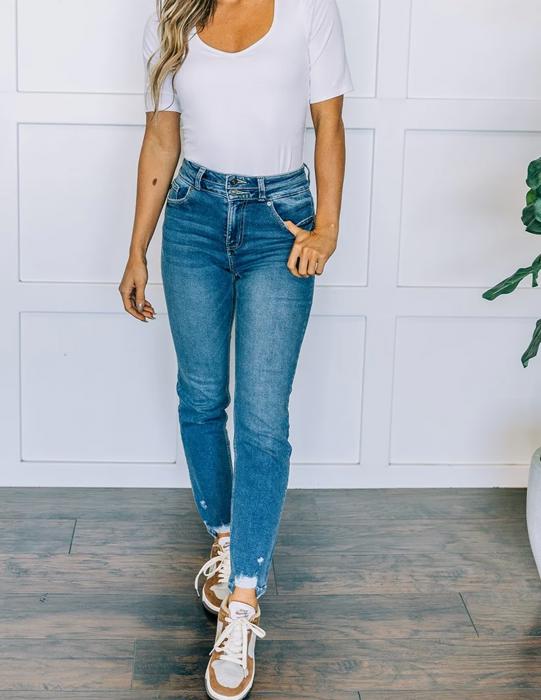 Kancan High-Rise Slim Straight Denim