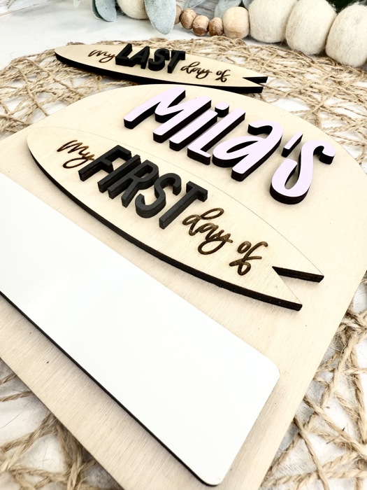 Personalized First Day of School Sign, Back to School Prop, Reusable Dry Erase Sign for First Day of School,Last Day of School Sign