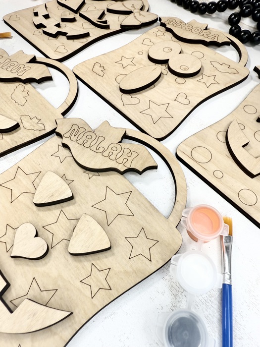Personalized Halloween DIY Painting Kit, Personalized DIY Activity for Kids, Kids Ghost Painting Set, Kids Halloween Party Activity
