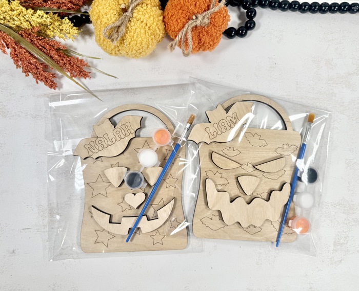 Personalized Halloween DIY Painting Kit, Personalized DIY Activity for Kids, Kids Ghost Painting Set, Kids Halloween Party Activity