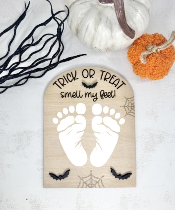 DIY Halloween Paint Kit ,Trick or Treat Smell my Feet, Halloween Keepsake, My first Halloween, Baby First Halloween, Halloween Gift