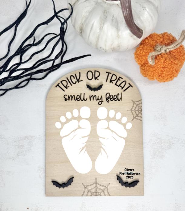 DIY Halloween Paint Kit ,Trick or Treat Smell my Feet, Halloween Keepsake, My first Halloween, Baby First Halloween, Halloween Gift