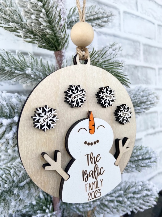 Snowman Snowflake Custom Ornaments, Personalized Family Ornaments, Custom Grandkids Ornaments, Christmas Gift Ideas,Grandparents Ornament