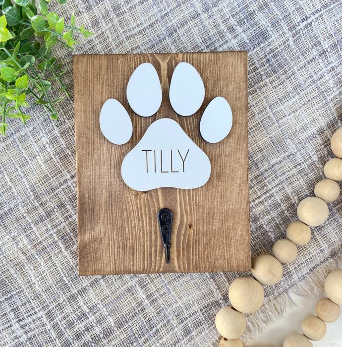 Personalized Dog Leash Holder, Dog Leash Hanger, Dog Leash, Dog Name Leash Holder,Custom Farmhouse Dog Leash Holder