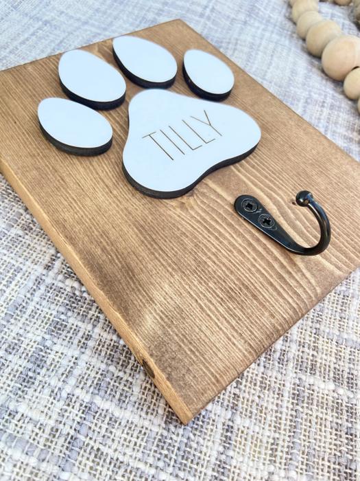 Personalized Dog Leash Holder, Dog Leash Hanger, Dog Leash, Dog Name Leash Holder,Custom Farmhouse Dog Leash Holder