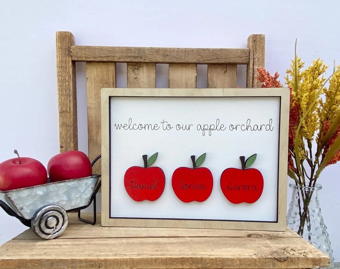 Personalized Welcome to our Apple Orchard family Sign, Apple Orchard Sign, Personalized Fall Home Decor, Apple Sign, Fall Family Sign
