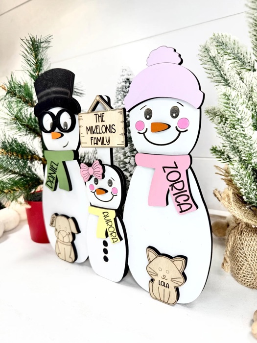 Personalized Snowman Family Decor, Snowman Family Decorations, Snowman Decor, Personalized Gift, Winter Home Decor
