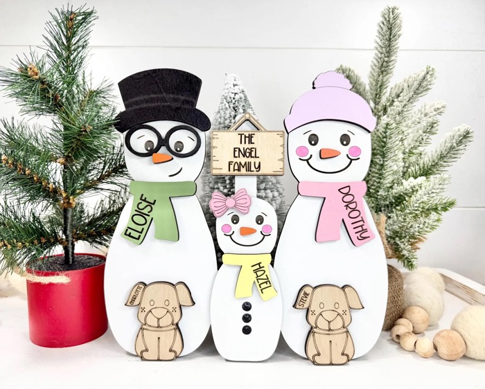 Personalized Snowman Family Decor, Snowman Family Decorations, Snowman Decor, Personalized Gift, Winter Home Decor