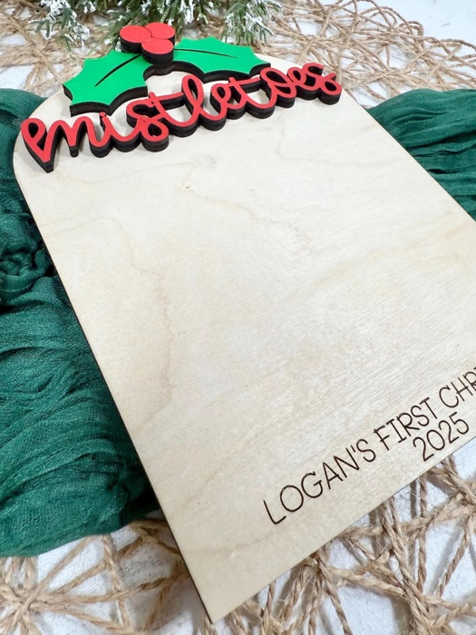 DIY Footprint Art, Baby's First Christmas, Mistletoes Sign