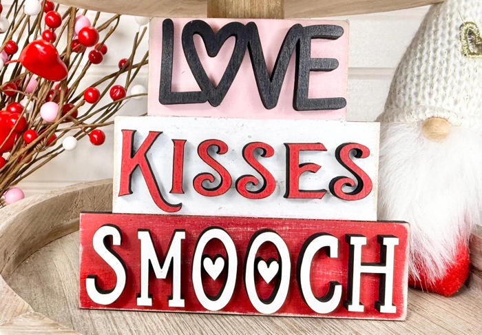Valentines Tiered Tray Decor | Kisses Collection