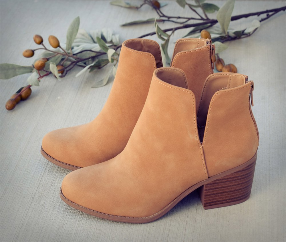 Side Slit Block Heel Boot