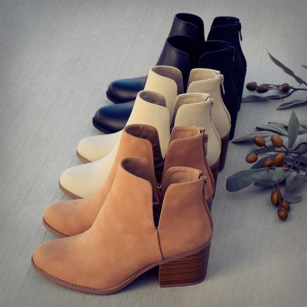 Side Slit Block Heel Boot