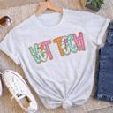  Vet Tech Retro Graphic Tee - Gift for Vet Tech