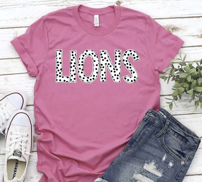 Dottie Mascot T-shirt