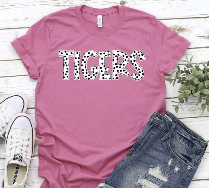 Dottie Mascot T-shirt