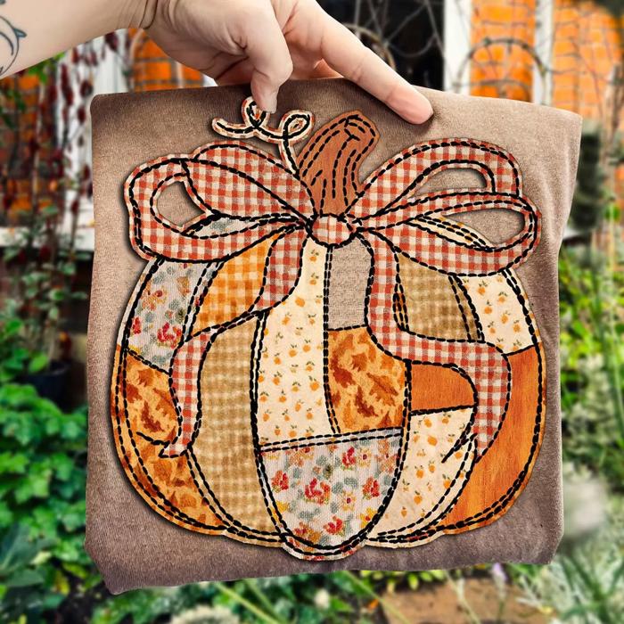Faux Patchwork Pumpkin Tee – Cozy Fall Graphic Shirt